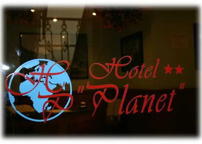 Planet Hotel